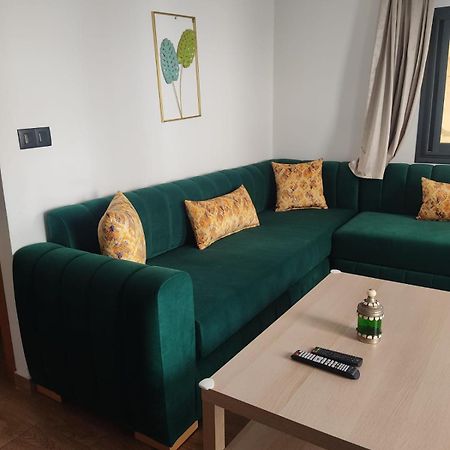 Appartement En M'Diq Centre Ville Pres De La Plage Buitenkant foto