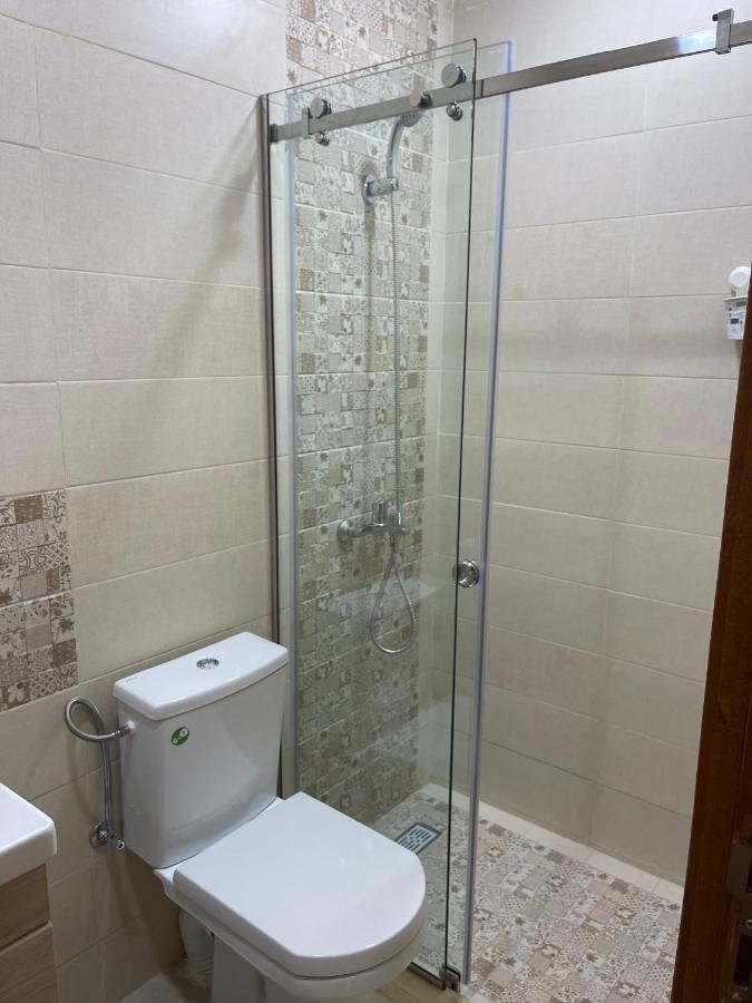 Appartement En M'Diq Centre Ville Pres De La Plage Buitenkant foto