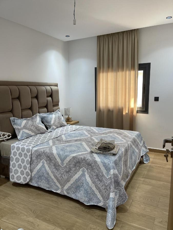 Appartement En M'Diq Centre Ville Pres De La Plage Buitenkant foto