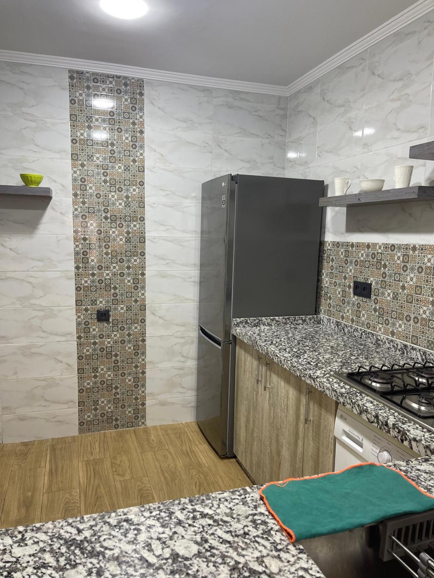 Appartement En M'Diq Centre Ville Pres De La Plage Buitenkant foto