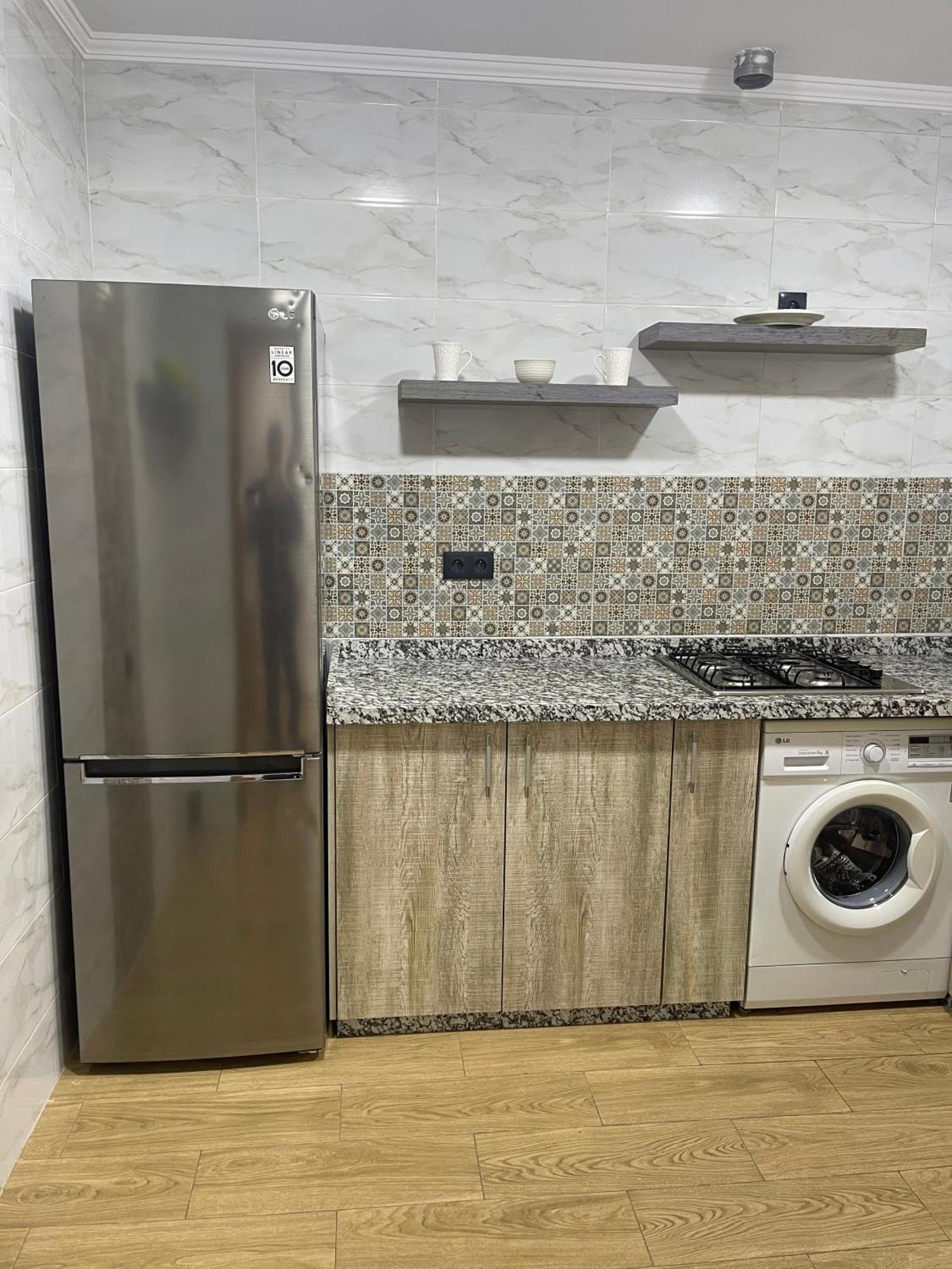 Appartement En M'Diq Centre Ville Pres De La Plage Buitenkant foto